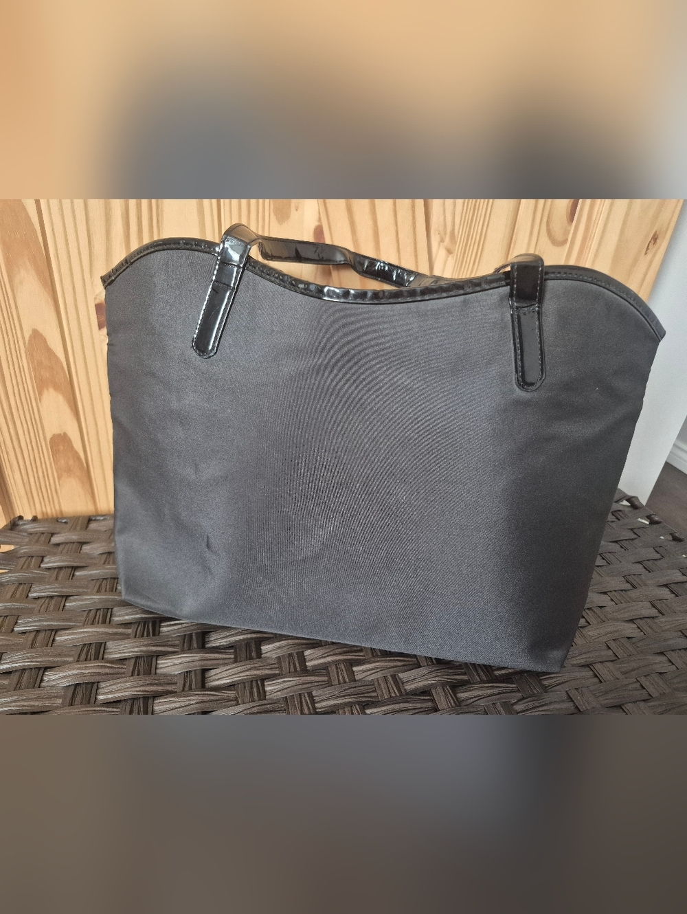 NWOT Lancôme Tote Shopper Bag with Patent Trim - Picture 5 of 16